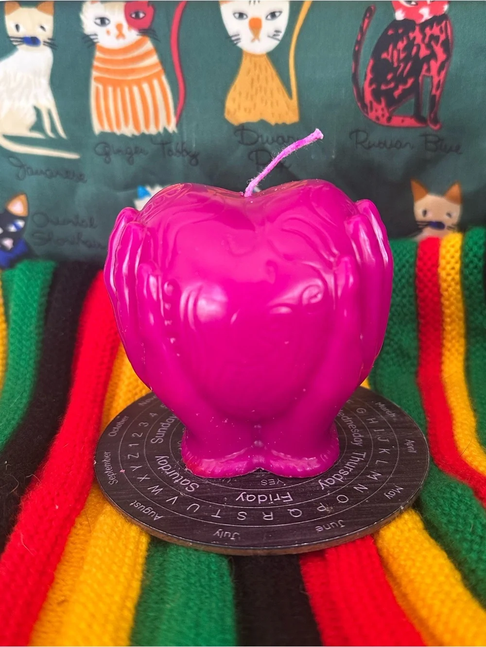 Sacred Heart Candle – Hot Pink